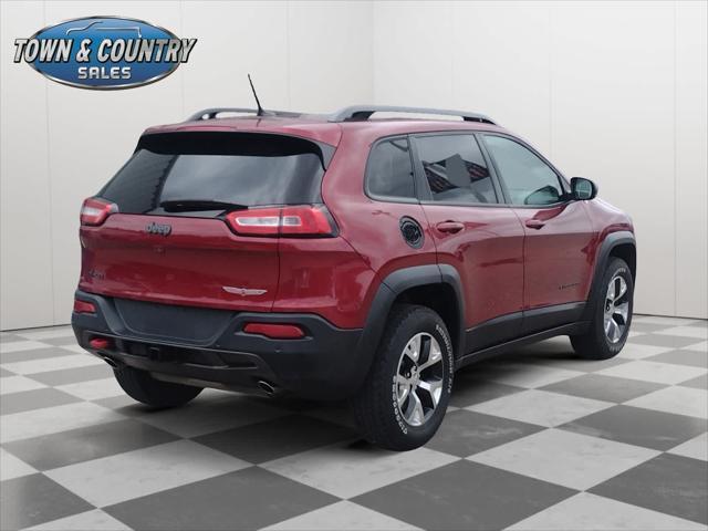 used 2015 Jeep Cherokee car, priced at $18,495