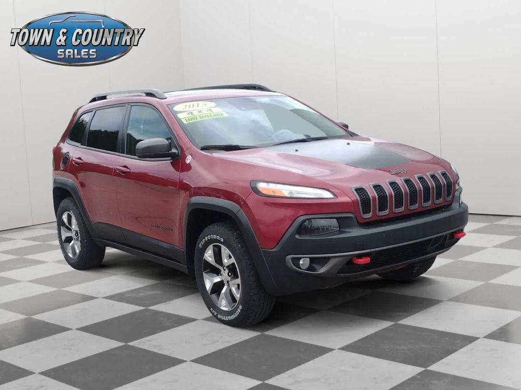 used 2015 Jeep Cherokee car, priced at $18,495