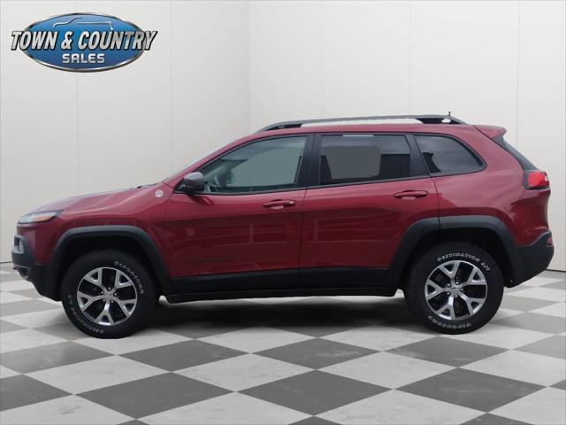 used 2015 Jeep Cherokee car, priced at $18,495
