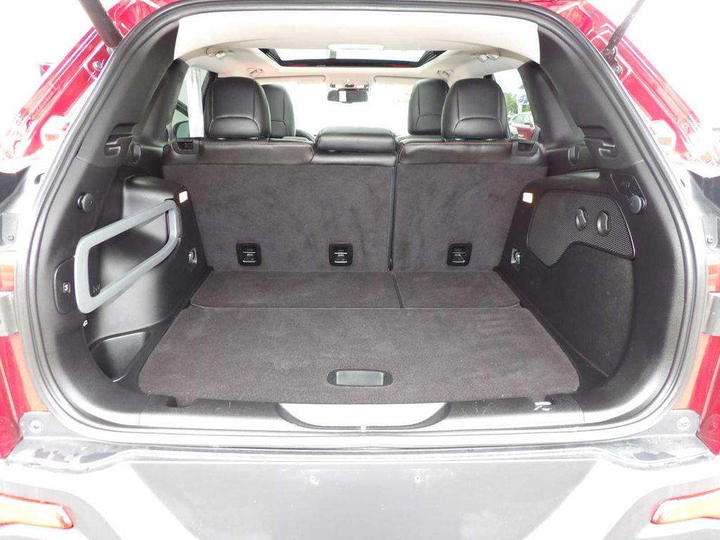 used 2015 Jeep Cherokee car, priced at $18,495