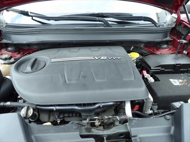 used 2015 Jeep Cherokee car, priced at $18,495