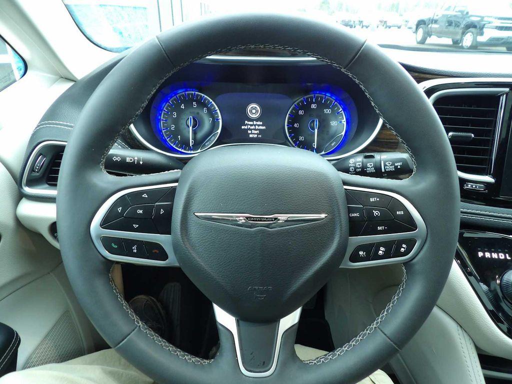 used 2023 Chrysler Pacifica car, priced at $33,790