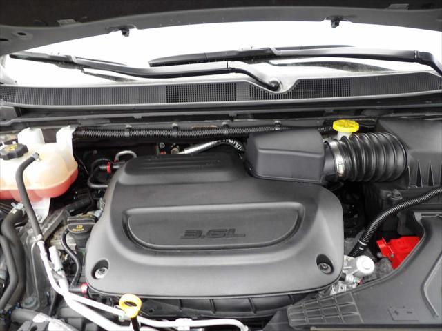 used 2023 Chrysler Pacifica car, priced at $33,475