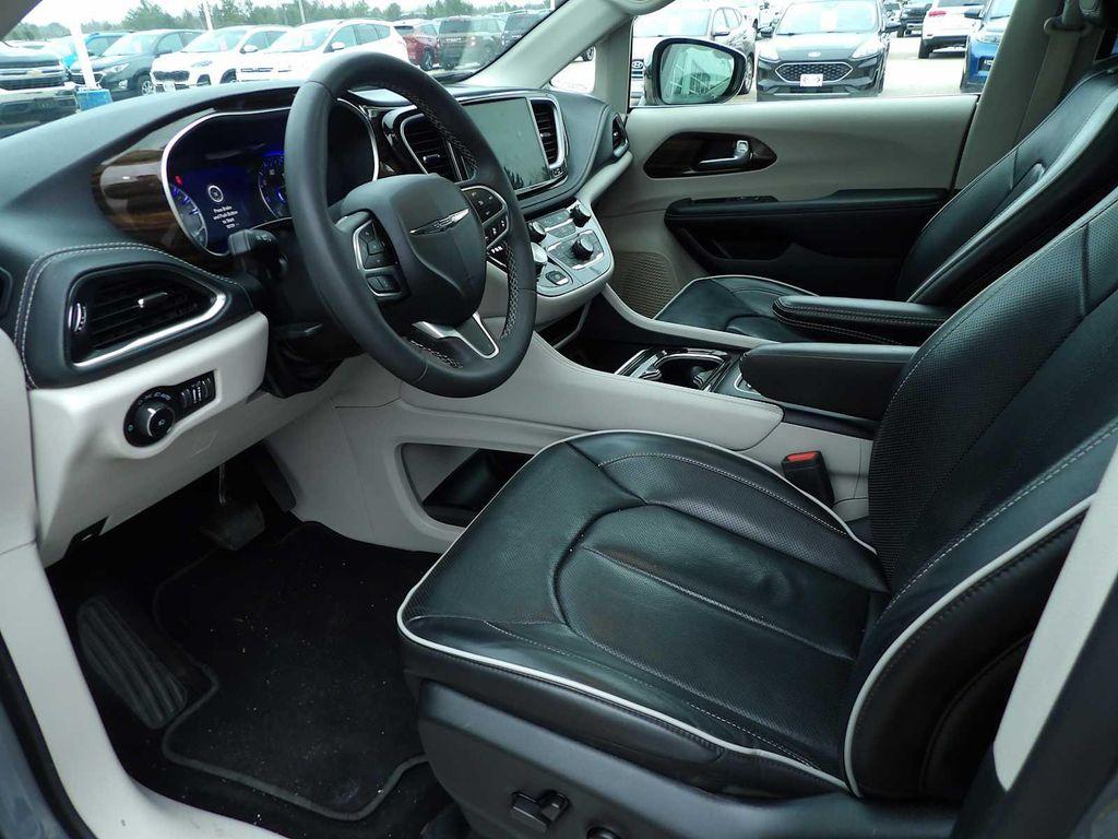 used 2023 Chrysler Pacifica car, priced at $33,790