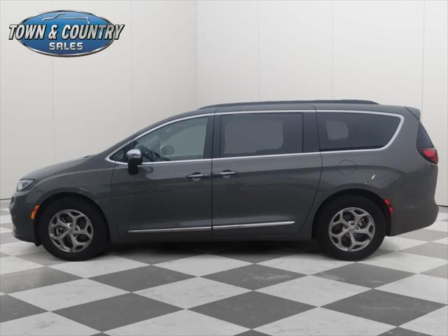used 2023 Chrysler Pacifica car, priced at $33,475