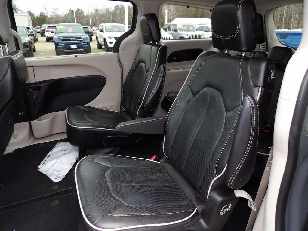 used 2023 Chrysler Pacifica car, priced at $33,790