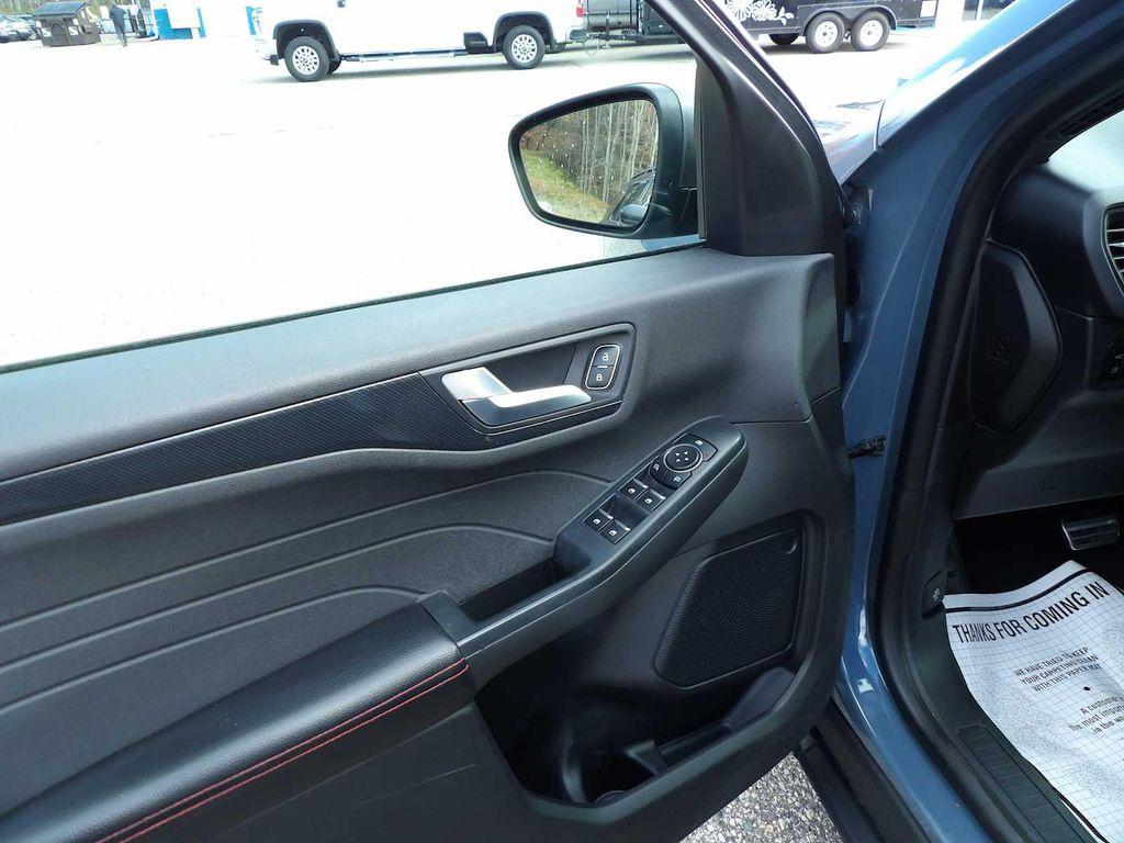 used 2023 Ford Escape car, priced at $24,700