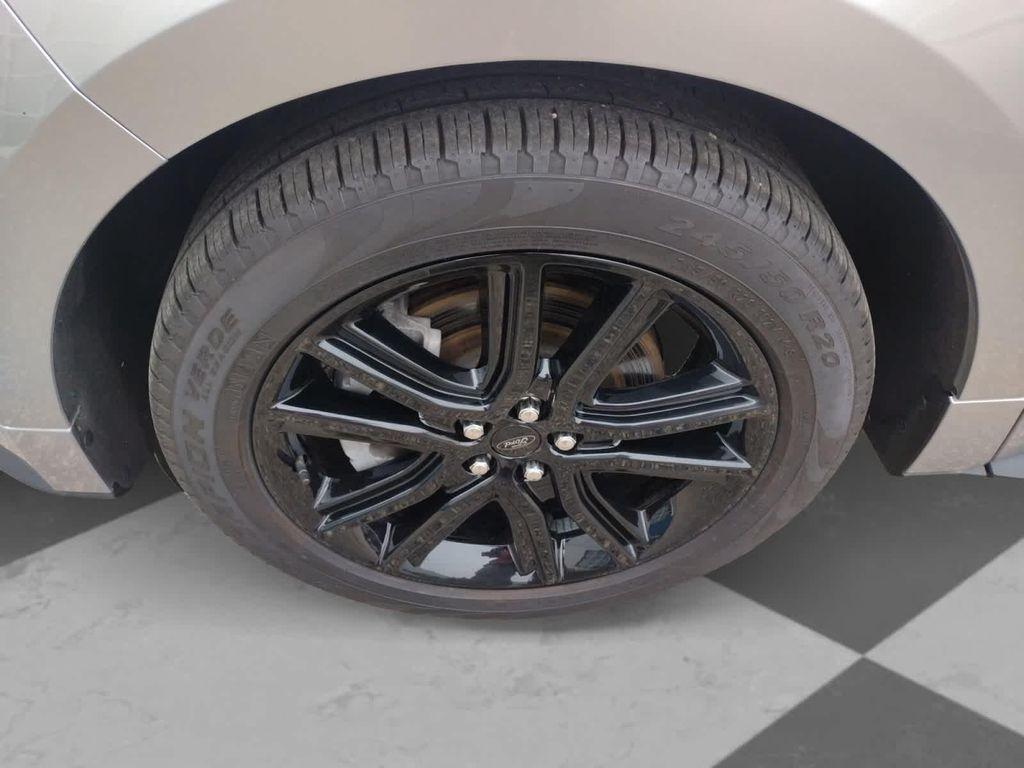 used 2022 Ford Edge car, priced at $31,999