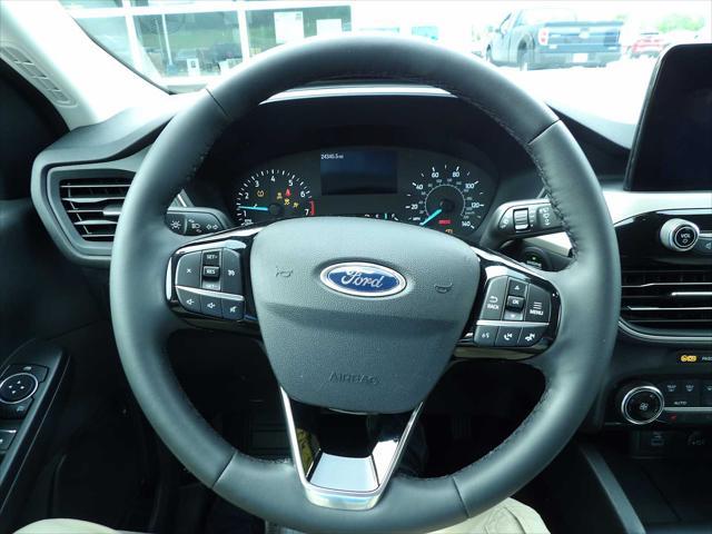 used 2022 Ford Escape car, priced at $26,999