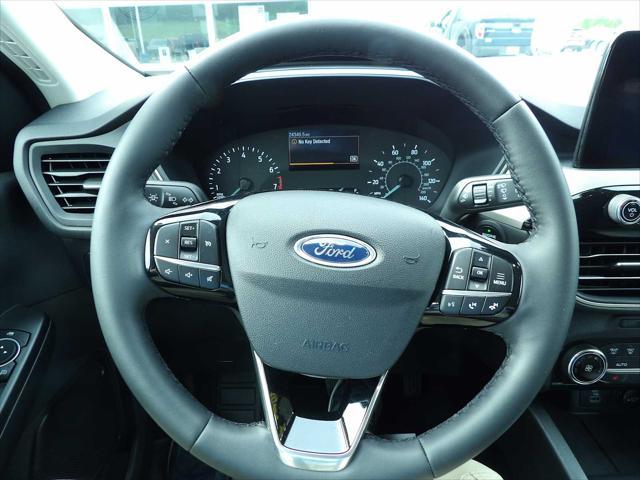 used 2022 Ford Escape car, priced at $26,999