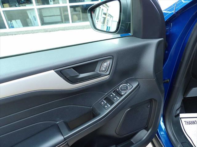 used 2022 Ford Escape car, priced at $26,999