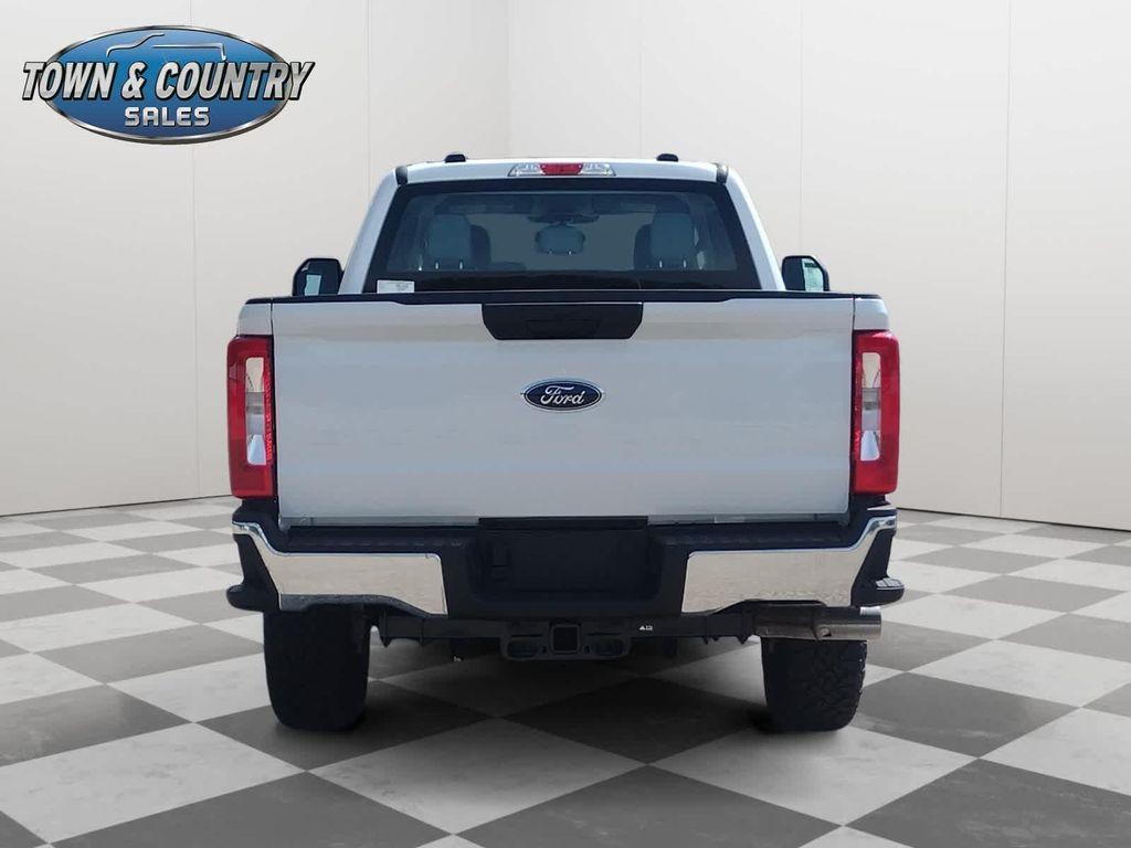 new 2025 Ford F-350 car