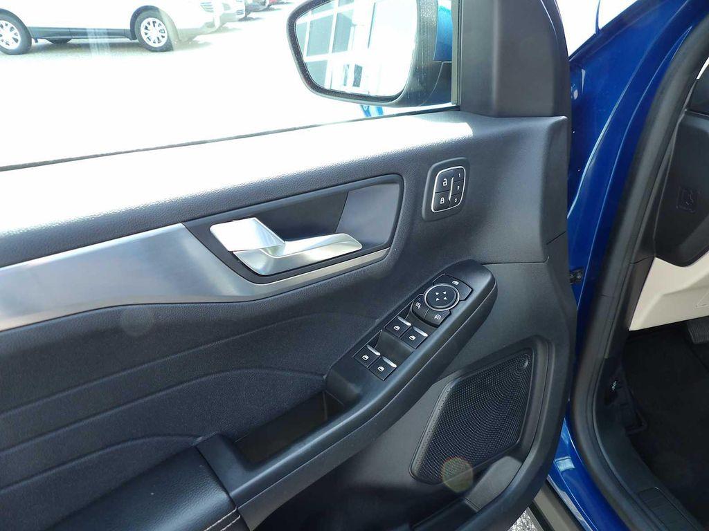 used 2022 Ford Escape car, priced at $28,625
