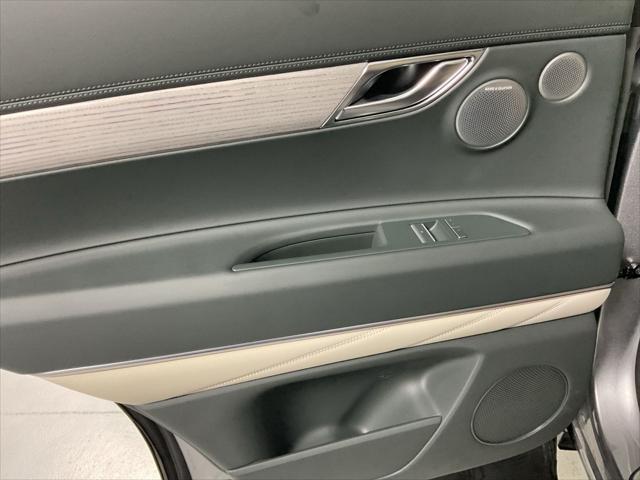 new 2025 Genesis GV80 car, priced at $63,626