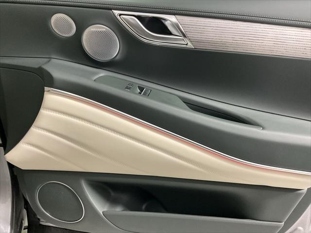 new 2025 Genesis GV80 car, priced at $63,626