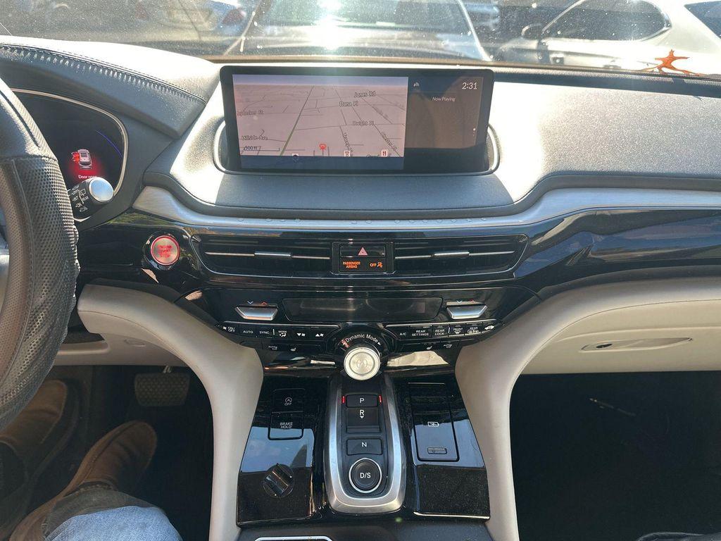 used 2023 Acura MDX car, priced at $37,998