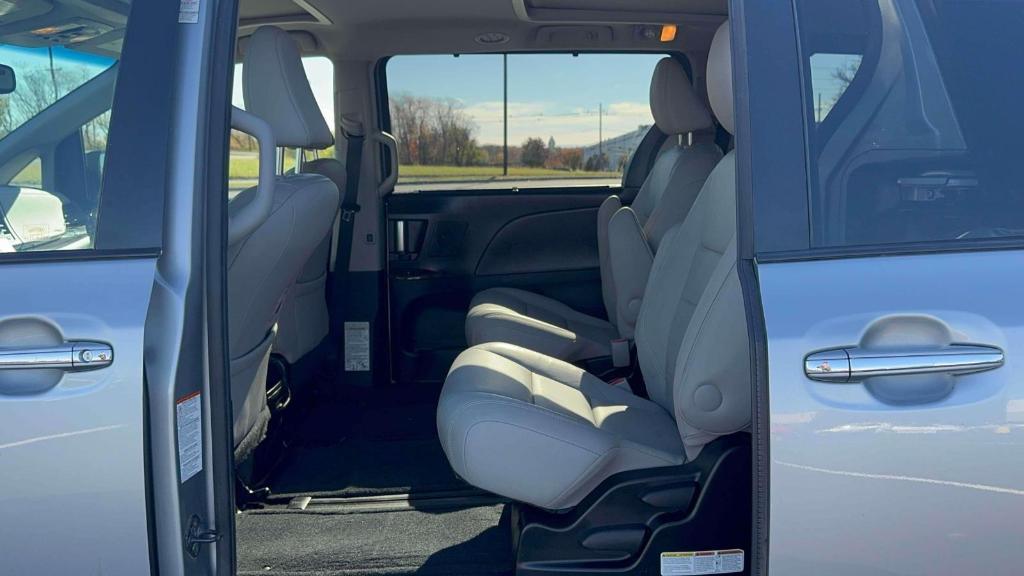 used 2015 Toyota Sienna car, priced at $15,995