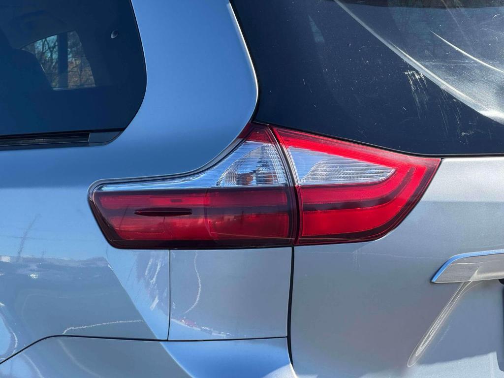 used 2015 Toyota Sienna car, priced at $15,995