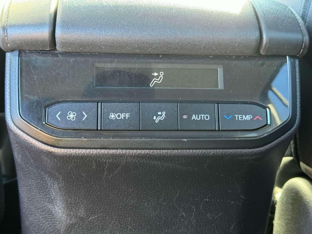 used 2021 Toyota Highlander car, priced at $30,895