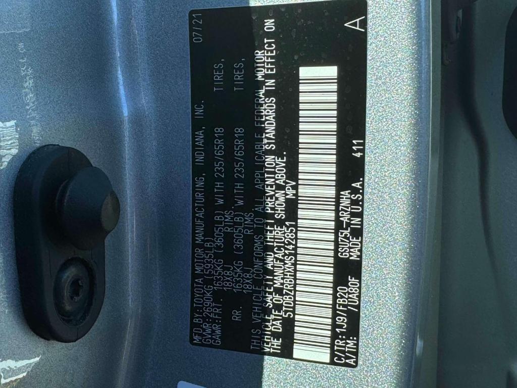 used 2021 Toyota Highlander car, priced at $30,895