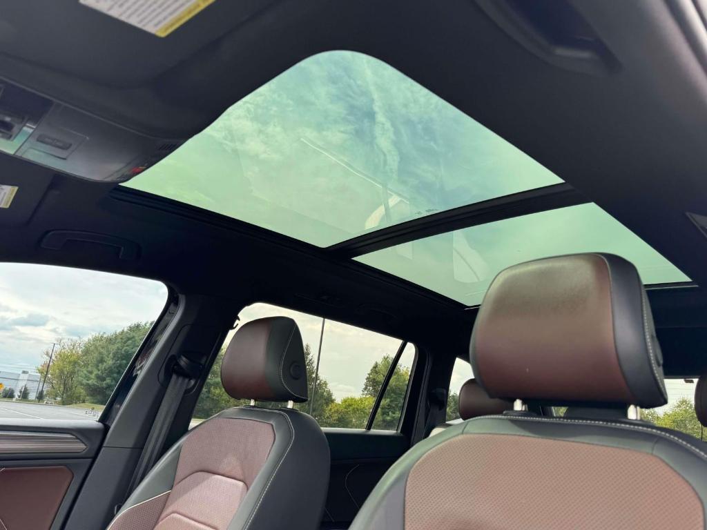 used 2024 Volkswagen Tiguan car, priced at $29,995