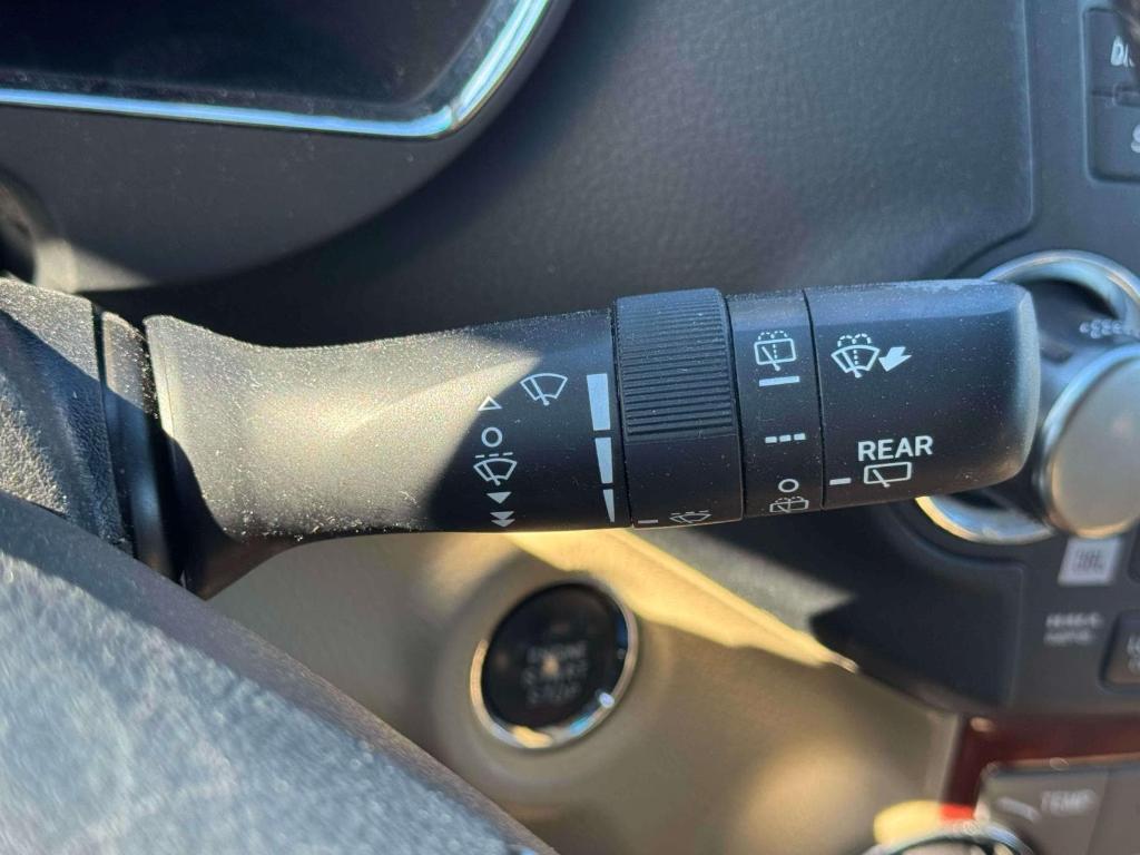 used 2012 Toyota Highlander car, priced at $11,995