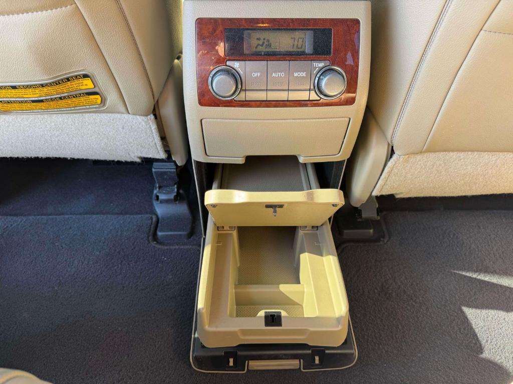 used 2012 Toyota Highlander car, priced at $11,995