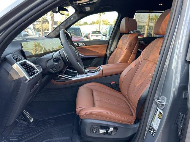 new 2025 BMW X7 car, priced at $103,035