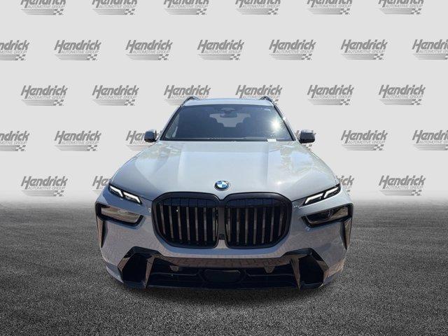 new 2026 BMW X7 car, priced at $100,555