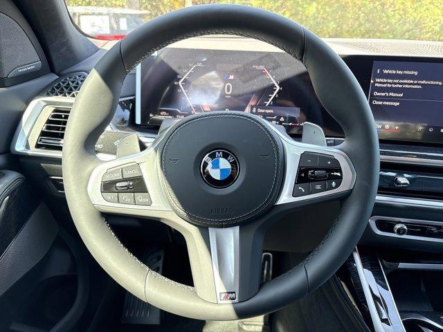 new 2026 BMW X7 car, priced at $100,555