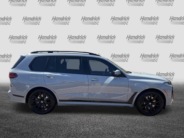 new 2026 BMW X7 car, priced at $100,555
