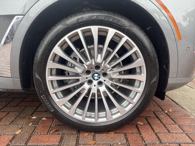 new 2026 BMW X7 car, priced at $96,455
