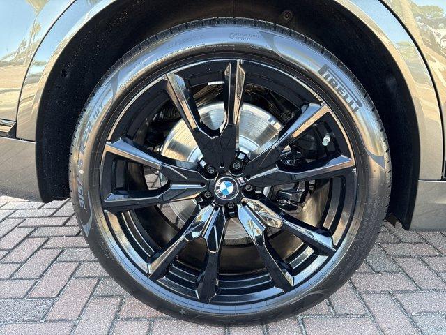 new 2026 BMW X7 car, priced at $104,785