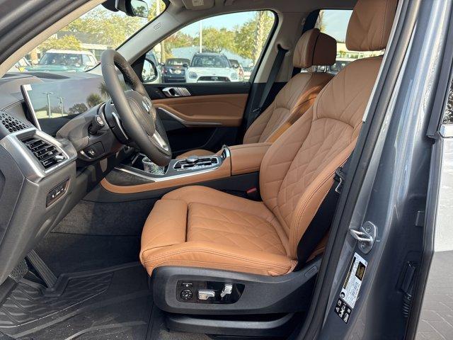new 2026 BMW X7 car, priced at $96,305