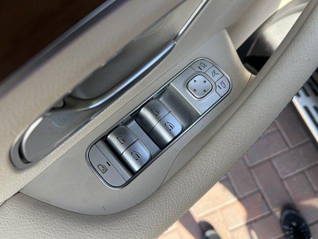 used 2023 Mercedes-Benz GLE 350 car, priced at $47,519