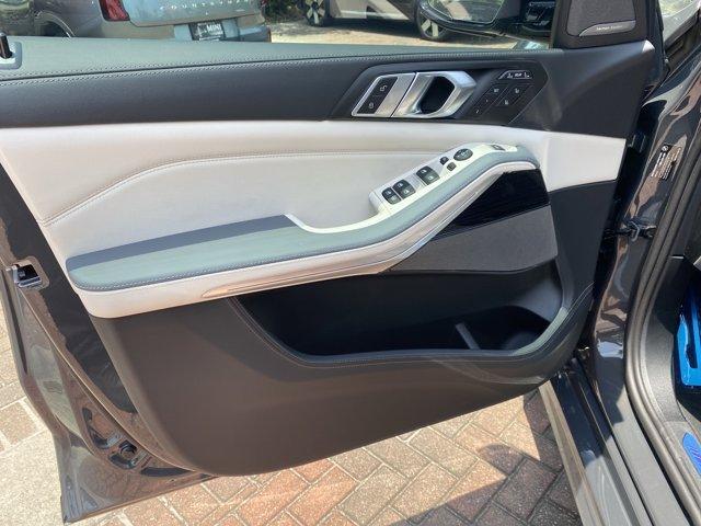 new 2026 BMW X7 car, priced at $125,355