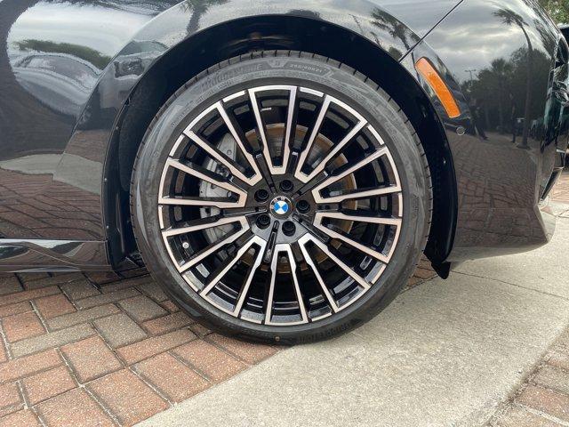new 2025 BMW 760 car, priced at $129,225
