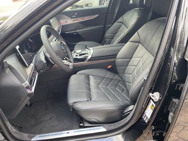 new 2025 BMW 760 car, priced at $129,225