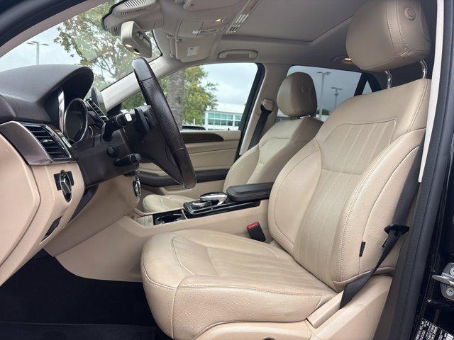 used 2019 Mercedes-Benz GLE 400 car, priced at $19,977