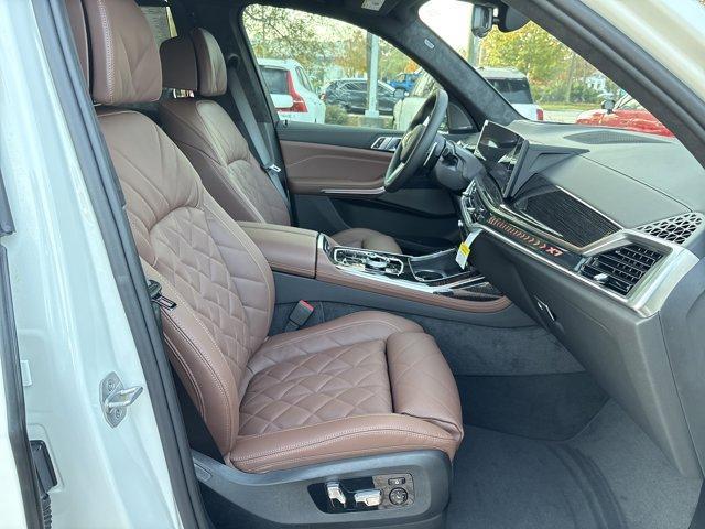new 2026 BMW X7 car, priced at $102,585