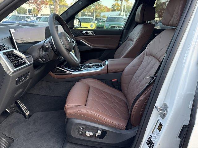 new 2026 BMW X7 car, priced at $102,585
