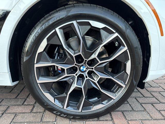 new 2026 BMW X7 car, priced at $102,585