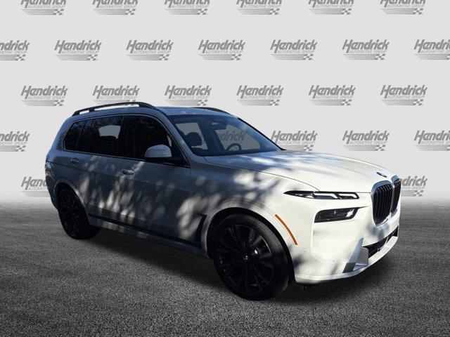 new 2026 BMW X7 car, priced at $100,285