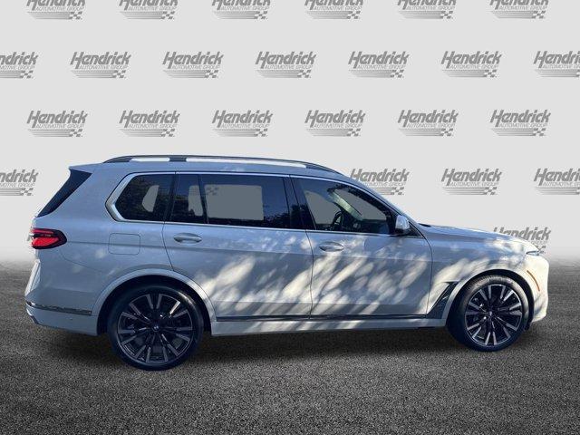 new 2026 BMW X7 car, priced at $100,285