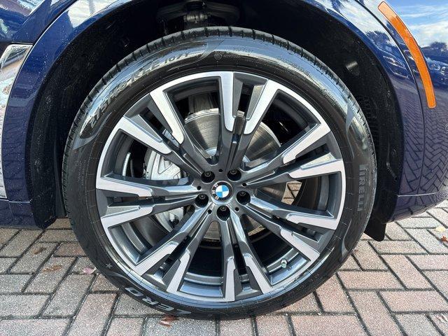 new 2026 BMW X7 car, priced at $97,405