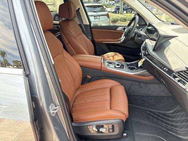 new 2026 BMW X7 car, priced at $101,655