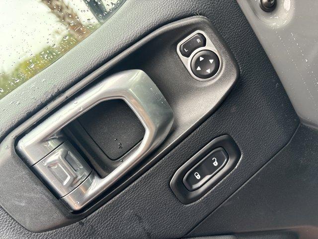 used 2019 Jeep Wrangler Unlimited car, priced at $27,591