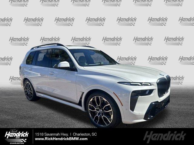 new 2026 BMW X7 car, priced at $100,555