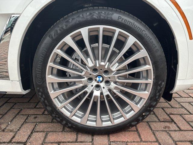 new 2026 BMW X7 car, priced at $96,635