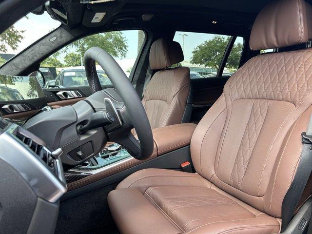 new 2025 BMW X7 car, priced at $124,825